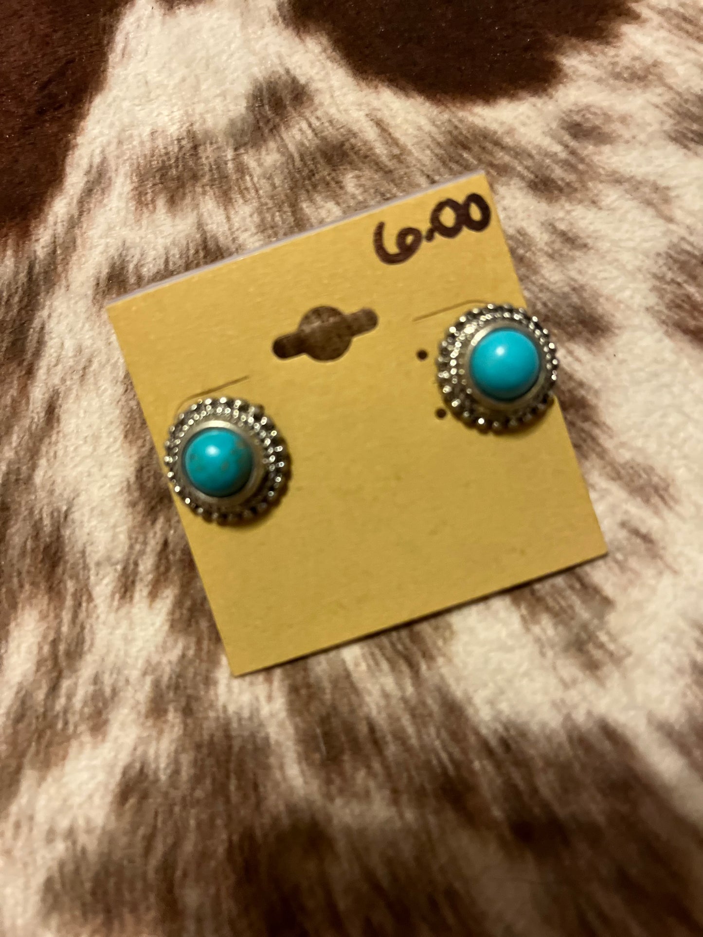 Turquoise round studs